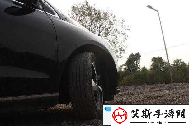 车子颠一下就滑进去了怎么办：如何应对这突发状况
