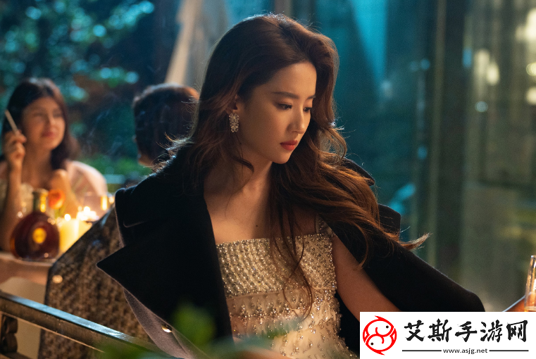 揭秘乌鸦传媒WY0011女演员：幕后故事与成名前的艰辛