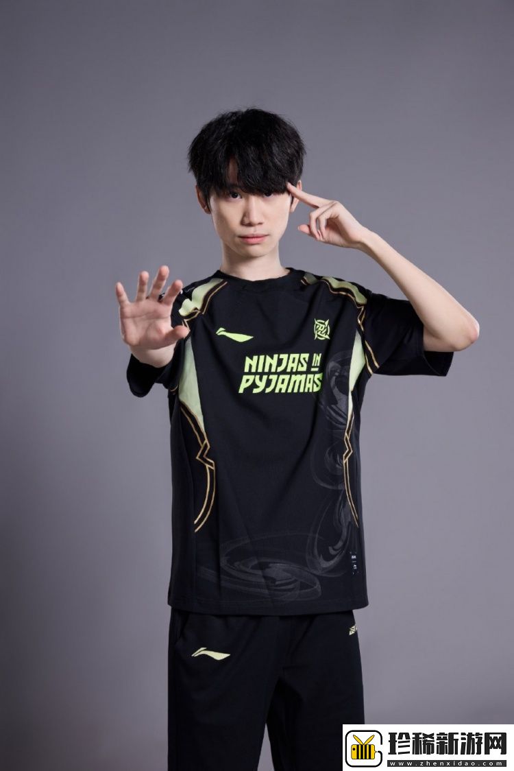 Doinb身着深圳NIP俱乐部队服定妆照