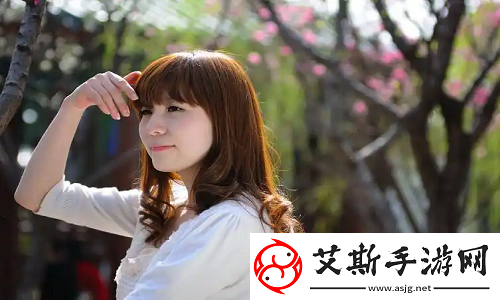 女性坐着扦插bb有什么好处：专家揭秘健康与快乐的奇妙平衡-深究背后蕴藏的健康知识