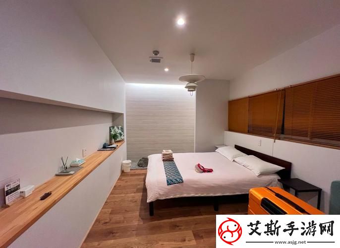 日本夫妻二人一起入住酒店-友：这一幕真是温馨无比！