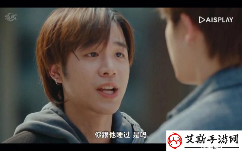 探秘一家乱战1-13集剧情：家庭中的爱与冲突交织