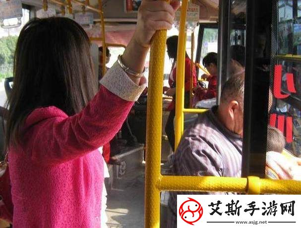 公交一晃一晃就进去了怎么办啊-面对公交意外的应对策略