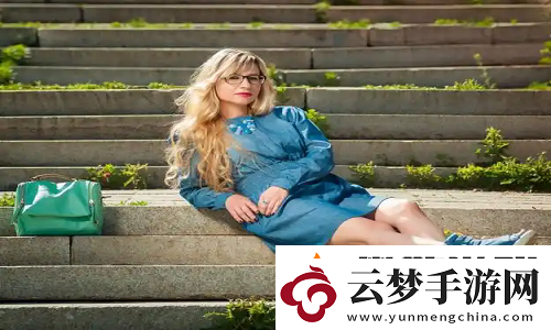 四川少妇bbw搡bbbb槡bbbb令人意想不到茶客赞叹：传递了一种不局限于传统审美的生活态度。