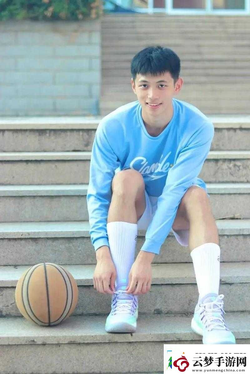 帅气体育生-gary：1995-年-6-月-1-日的阳光男孩