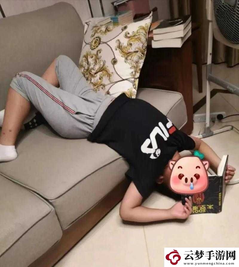 一小孩半夜吃坤风险黄：这行为背后的原因究竟是什么