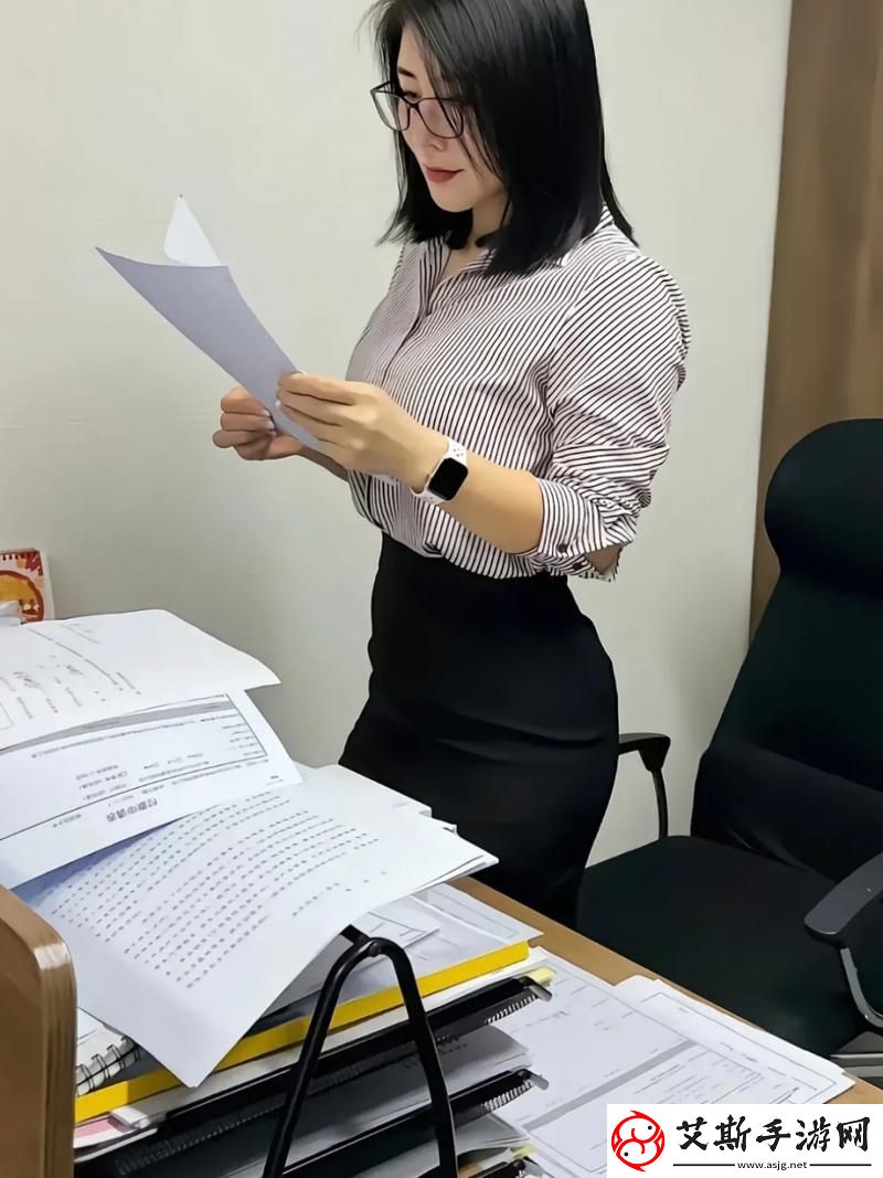 女员工的付出：职场背后的默默奉献