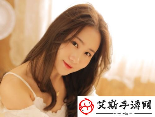 好湿⋯好紧⋯出奶白疼哭骨科感官刺激网友：又湿又紧爽得哭出白汁！