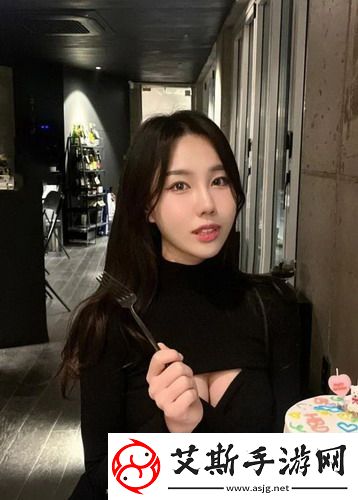 女朋友太骚了每次进去都觉得很刺激网友：这感觉太真实了！